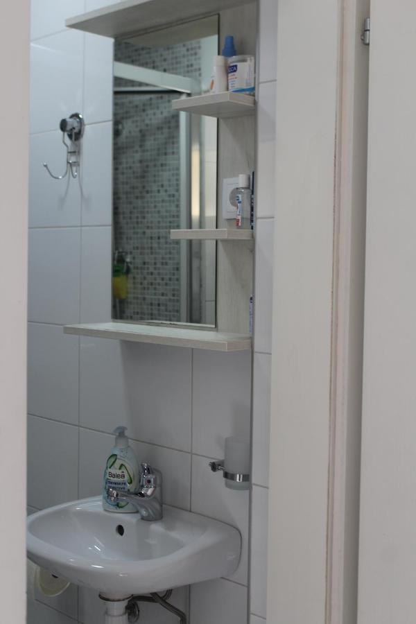 Red Apartment Сараево Экстерьер фото