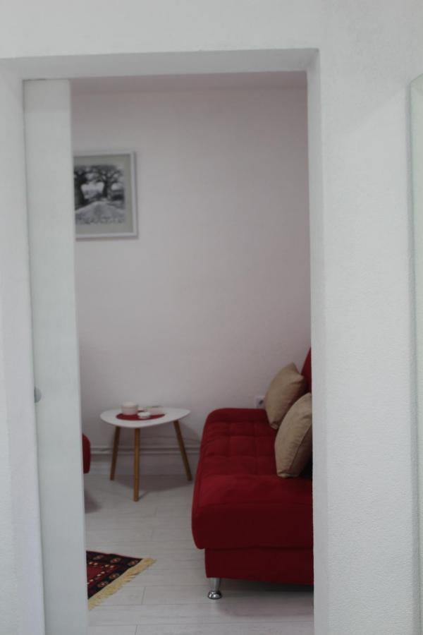Red Apartment Сараево Экстерьер фото