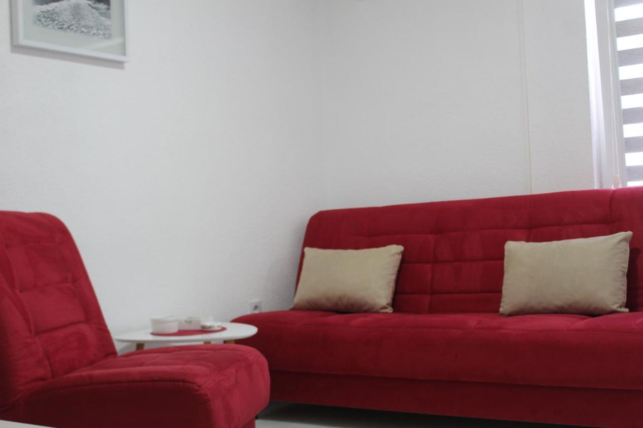 Red Apartment Сараево Экстерьер фото