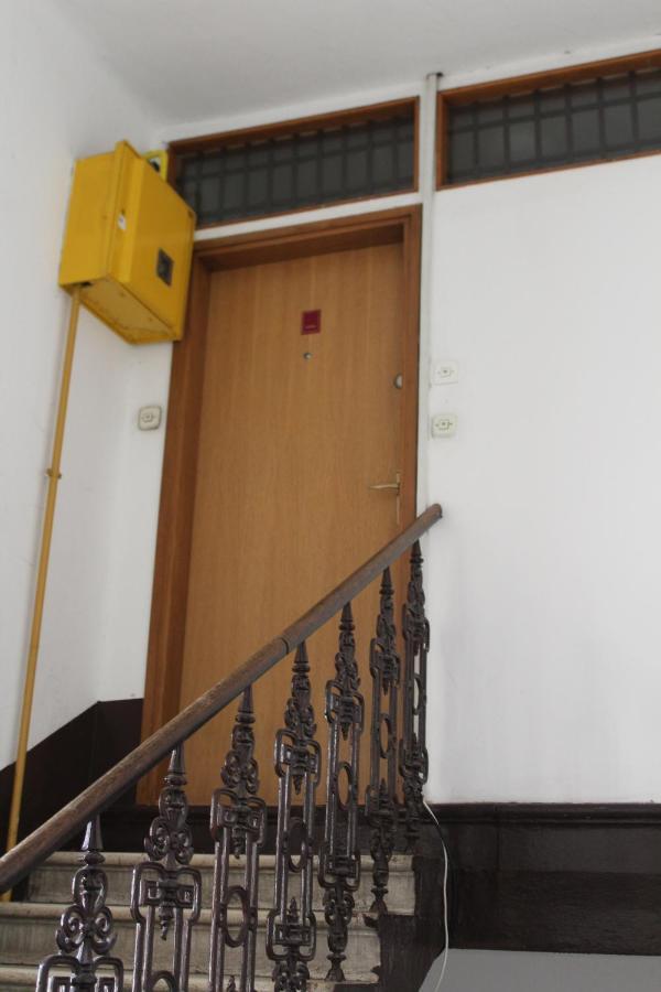 Red Apartment Сараево Экстерьер фото